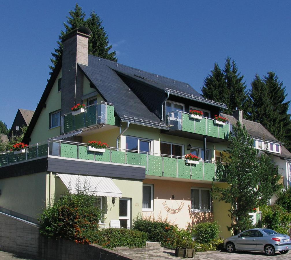 Goebel'S Ferienhaus Sonnenuhr วิลลิงเงิน ภายนอก รูปภาพ